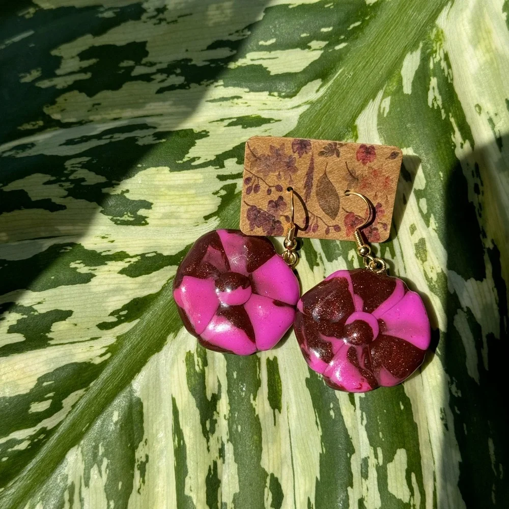 Polymer clay flower Pink and Brown Dangle Earrings - Picture 2 of 12